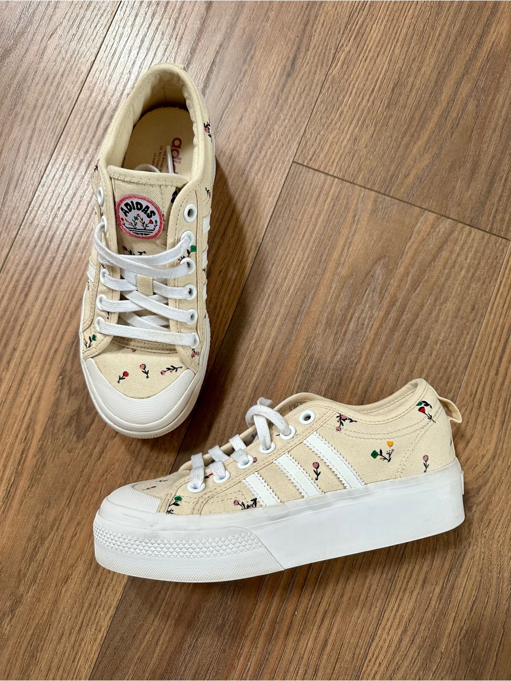 adidas Nizza Cream Canvas Floral Platform Sneakers - Picture 2 of 8
